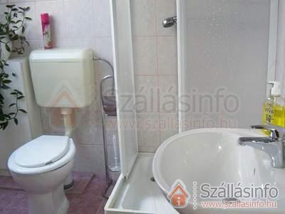 Pávai Apartmanház (North Plain > Hajdú-Bihar megye > Hajdúszoboszló)