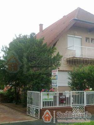 Pávics Apartmanház (Süd Transdanubien > Somogy megye > Balatonboglár)