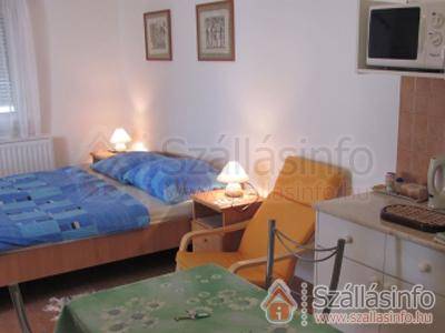 Petra Apartmanház (West Transdanubien > Zala megye > Kehidakustány)