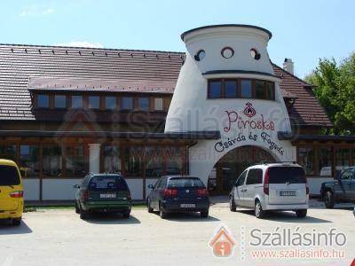 Piroska Fogadó (South Transdanubian > Somogy megye > Siófok)