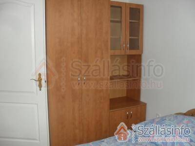 P.M. Apartmanok (South Transdanubian > Somogy megye > Balatonlelle)