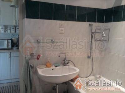 Árnyas Apartman (Észak-Alföld > Hajdú-Bihar megye > Hajdúszoboszló)