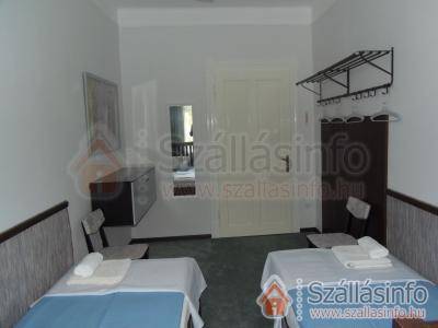Rózsakert Apartman (Süd Transdanubien > Tolna megye > Paks)