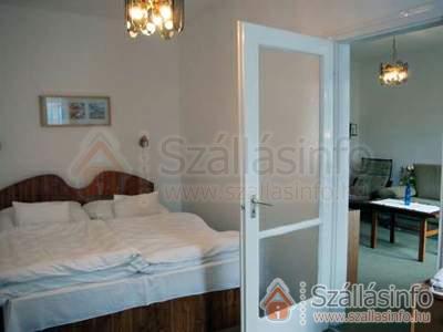 Solar Apartman Club Hotel (West Transdanubien > Győr-Moson-Sopron megye > Sopron)