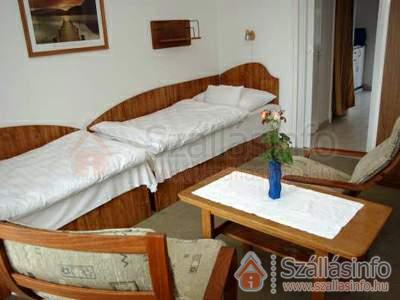 Solar Apartman Club Hotel (Nyugat-Dunántúl > Győr-Moson-Sopron megye > Sopron)