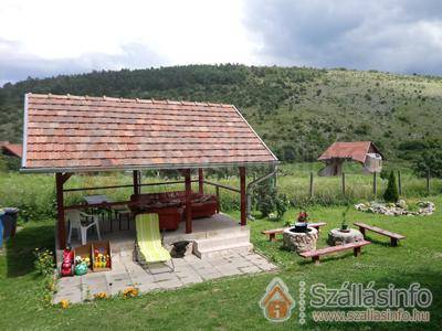 Szakal Vendégház (North Hungary > Borsod-Abaúj-Zemplén megye > Aggtelek)