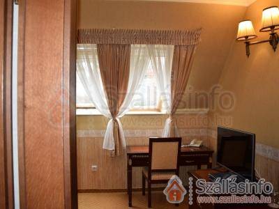 Villa Hotel**** (Észak-Alföld > Hajdú-Bihar megye > Debrecen)