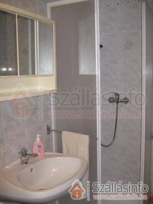 Villa Oázis Aranypart (South Transdanubian > Somogy megye > Siófok)